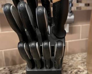 Chicago Cutlery Cortland 12 Piece Block Set