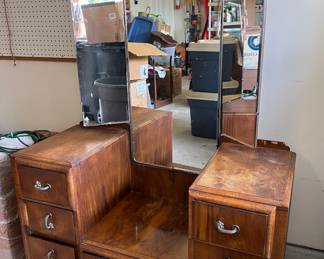 ***Pre-Sale***                                                                              Antique Vanity with Tri-fold Tilting Mirror