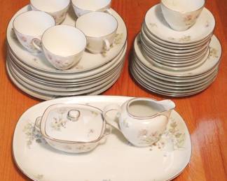 74 - 27 pc. Hermosa Carina China Set
