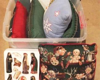 155 - Box Lot of Assorted Holiday Items
