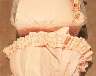 162 - Plastic Tote w/ Linens
