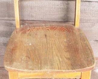 183 - Chair - 15" x 16" x 32"
