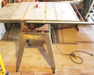 252 - Craftsman Table Saw - 30" x 46" x 35"
