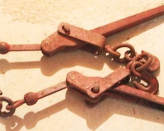 262 - Lot of 2 Come-Along Tools - 26" long
