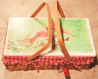 333 - Picnic Basket - 12" x 17" x 10"
