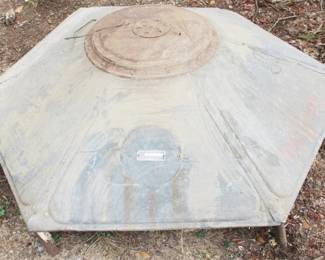 426 - Metal Feeder Lid - 60" round
