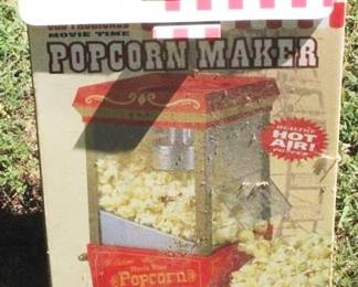 460 - Popcorn Maker in Box

