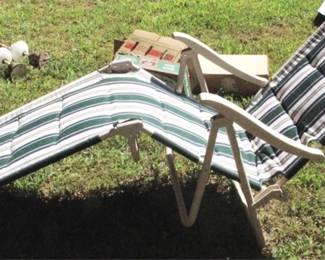 477 - Folding Lounge Chair - 72" x 24"
