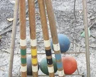 554 - Croquet Set - 28" x 12"
