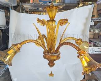AMBER VENETIAN GLASS CHANDELIER, 4 LIGHT/ARM
TWIST GLASS ARMS WITH FLORAL/LEAF MOTIFS