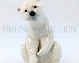 lladro polar bear 