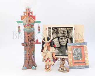 (4 PCS) NATIVE AMERICAN (1) NATIVE AMERICAN DOLL DRESSED IN LEA...
