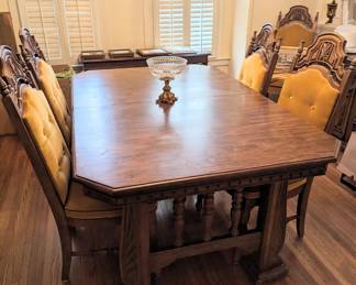 Antique table with 6 upholstered chairs