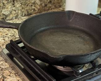 cast iron skillet