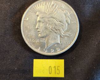 LOT 15 - 1922 PEACE DOLLAR 