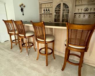 4 barstools (swivel)