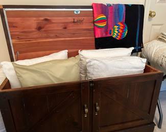 Lane Cedar chest