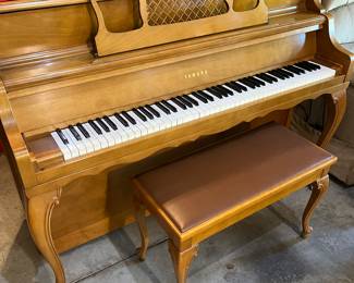 Yamaha piano