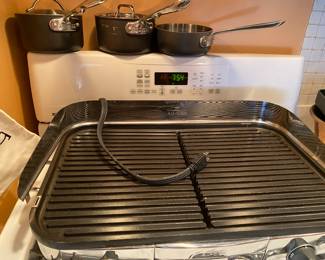 All Clad Sauce Pans with Lids