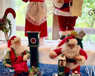 So much Quality Christmas decor, yep, it's time to start thinking about it.