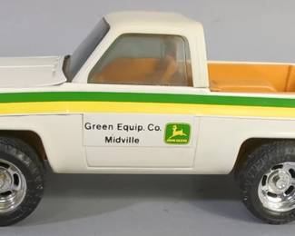 Ertl Diecast John Deere Dealer Pickup Truck And Parts Express Semi With Trailer