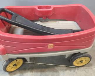 Step 2 Wagon Model # 7641 With Cup Holders