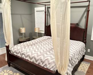 Four poster, solid wood canopy bed

Online only sale for furniture opens Thursday/October 5

For pricing information:
•Text only to 615-854-8535
•Send a photo of the item(s) you are interested in
•In person viewing will be available on Friday/October 6!