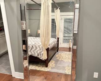 Huge silver-framed floor mirror

Online only sale for furniture opens Thursday/October 5

For pricing information:
•Text only to 615-854-8535
•Send a photo of the item(s) you are interested in
•In person viewing will be available on Friday/October 6!
