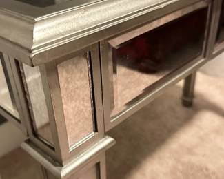 Mirrored glass desk. Has matching side table.

Online only sale for furniture opens Thursday/October 5

For pricing information:
•Text only to 615-854-8535
•Send a photo of the item(s) you are interested in
•In person viewing will be available on Friday/October 6!