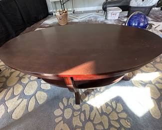 Dark wood oval coffee table 

Online only sale for furniture opens Thursday/October 5

For pricing information:
•Text only to 615-854-8535
•Send a photo of the item(s) you are interested in
•In person viewing will be available on Friday/October 6!