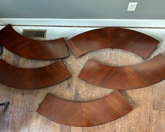 Expandable round table. Inlaid wood. Pictured here are curved leaves.

Online only sale for furniture opens Thursday/October 5

For pricing information:
•Text only to 615-854-8535
•Send a photo of the item(s) you are interested in
•In person viewing will be available on Friday/October 6!