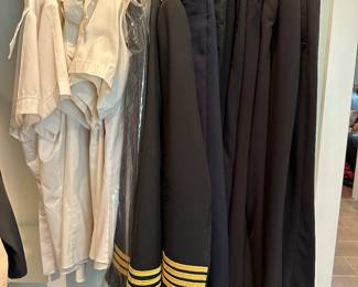 Airline pilot uniforms