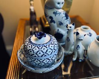 Blue white accessories