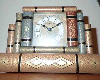 BOOK CLOCK