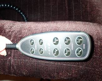 ELECTRIC RECLINER WITH SEVERAL OPTIONS