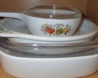 PYREX & CORNINGWARE