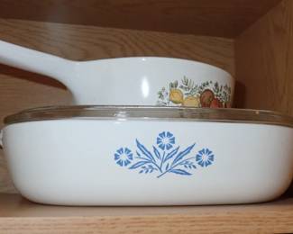 PYREX & CORNINGWARE