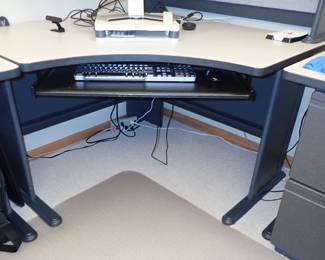 CORNER MODULAR OFFICE DESK SYSTEM - LIGHT WEIGHT FOR MOVING LOTS OF STORAGE - FILE CABINETS - OVER HEAD STORAGE -