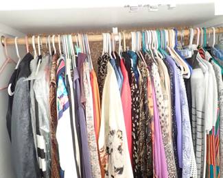 CLOTHING MENS & WOMENS AT LEAST 6 CLOSETS FULL