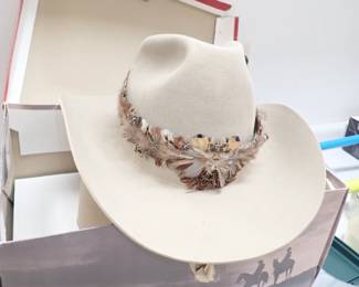 CLOTHING MENS & WOMENS AT LEAST 6 CLOSETS FULL & SHOES & HATS & DANCING OUTFITS