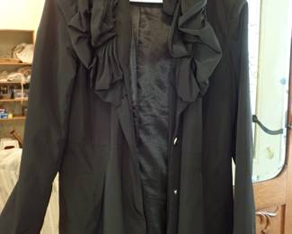 CLOTHING MENS & WOMENS AT LEAST 6 CLOSETS FULL