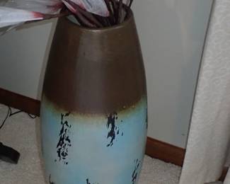 POTTERY LARGE FLOOR VASE