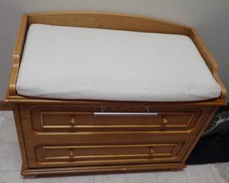 ENTRY BENCH WITH STORAGE