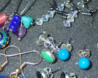 VINTAGE / FASHION JEWELRY - EARRINGS - NECKLACES - PINS - RINGS