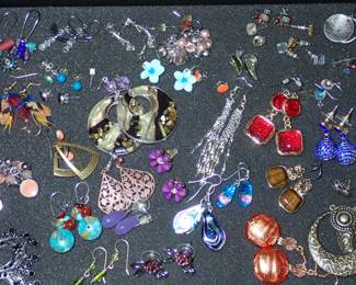 VINTAGE / FASHION JEWELRY - EARRINGS - NECKLACES - PINS - RINGS