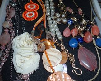 VINTAGE / FASHION JEWELRY - EARRINGS - NECKLACES - PINS - RINGS