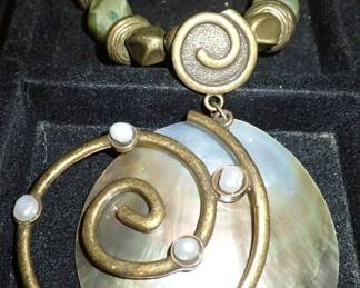 VINTAGE / FASHION JEWELRY - EARRINGS - NECKLACES - PINS - RINGS