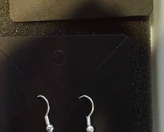 VINTAGE / FASHION JEWELRY - EARRINGS - NECKLACES - PINS - RINGS