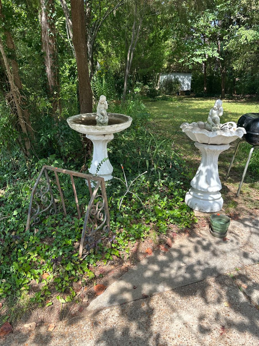 A Lifetime Packed in this Sale in Jackson, TN starts on 9/15/2023