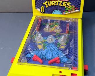 Helm Toy Teenage Mutant Ninja Turtles Battery Operated Tabletop Pinball Machine, 8.5" x 11" x 17"